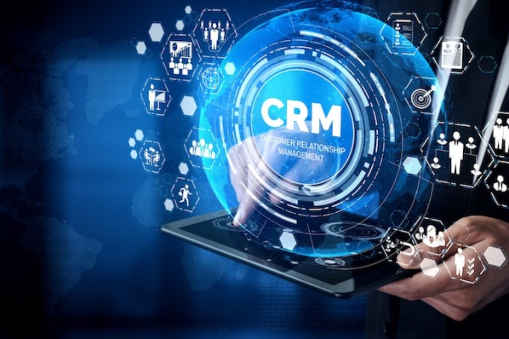 Menjelajahi Peran CRM Marketing Specialist dalam Era Bisnis Modern