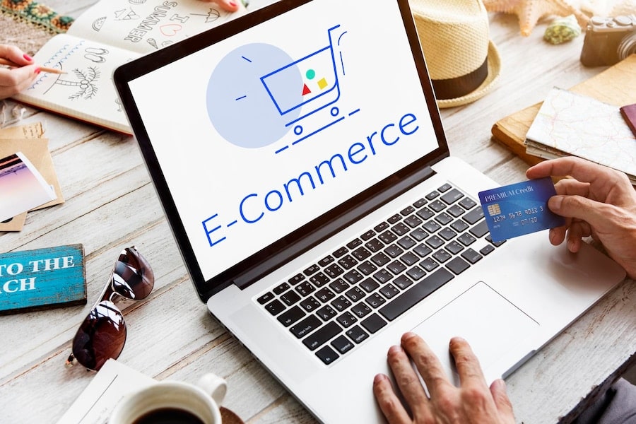 Strategi Sukses Mengembangkan Bisnis E-commerce